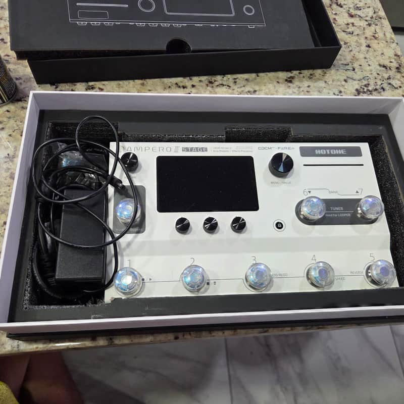 Hotone Ampero II Stage