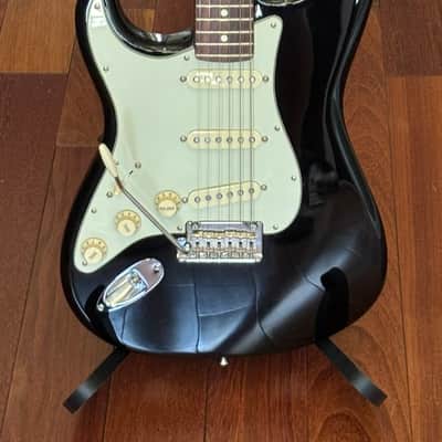 Fender American Professional Stratocaster w/ Fralin Blues Specials Left-Handed - Black image 2