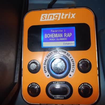 Singtrix Over 300 Effects Module & 40W Powered Subwoofer W/ 1 FX Mic, Stand & FX Module image 2