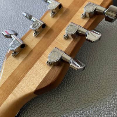 Rickenbacker 330 2012 - Present - Mapleglo image 4