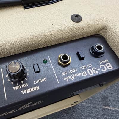 Roland BC-30 Blues Cube 2-Channel 30-Watt 1x12" Guitar Combo 1993 - 2004 - Tweed image 8