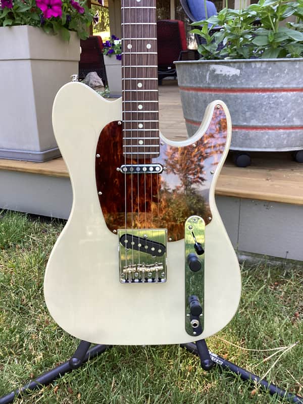Godin Stadium T Pro - Ozark Cream PRISTINE - FREE SHIPPING! image 1