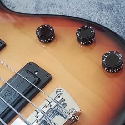 1989 Peavey Foundation FL 4 String Fretless USA Rare Electric Bass - Sunburst Finish image 3