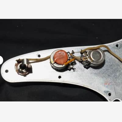 Fender Duo-Sonic with Rosewood Fretboard 1961 - 1964 - Sunburst image 16