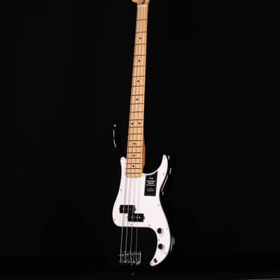 Fender Player II Precision Bass, Maple FB, Black image 6