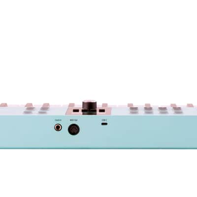 Arturia KeyLAB Essential 61 3 Aquamarine image 5