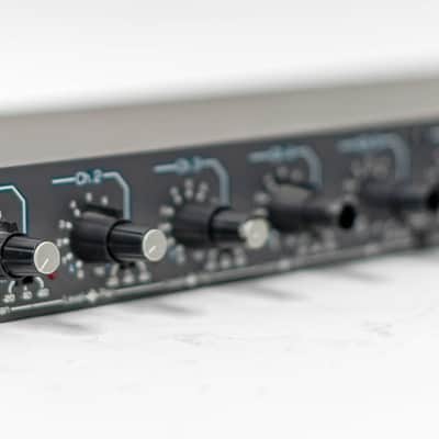 Ashly MX206 - Rack Mountable Stereo Microphone Mixer image 2