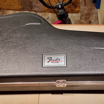 Fender Strat Plus with Rosewood Fretboard 1997 - Brown Sunburst image 24