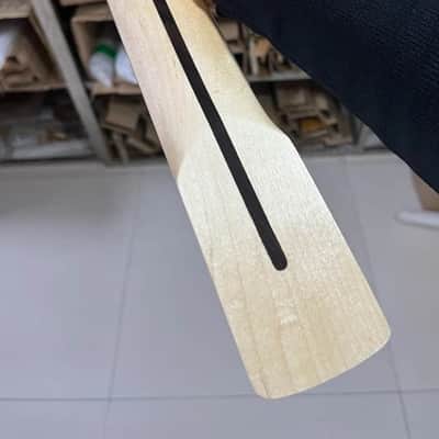 Maple Wood Natural Finish 4 String Jazz Bass Style Neck, 20 Frets Fingerboard image 3