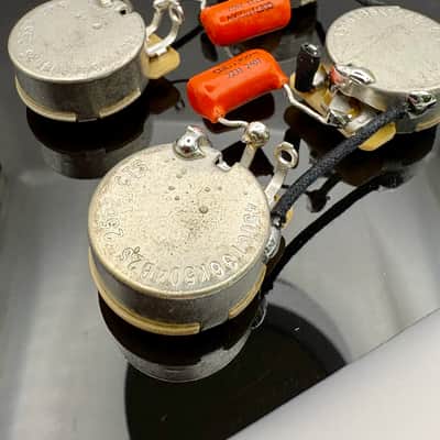 Gibson SG 50s style wiring harness with 0.022uF Sprague Orange Drop capacitors and split short shaft 500k pots image 3