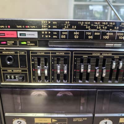 SILVER SR 2040 Rare Vintage Cassete Boombox Japan Retro Warranty SILVER image 7