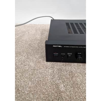 Rotel RA820AXC Stereo Integrated Amplifier - Hi-Fi Amplifier - Good image 5