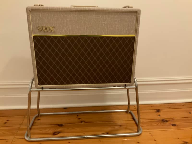 Vox AC30HW2 Hand-Wired 2-Channel 30-Watt 2x12" Guitar Combo 2010 - 2019 - Fawn image 1