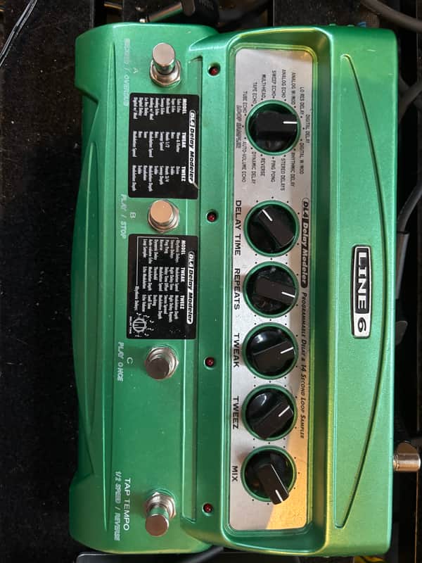 MINT WITH PSU Line 6 DL4 Delay Modeler 1999 - 2021 - Green image 1
