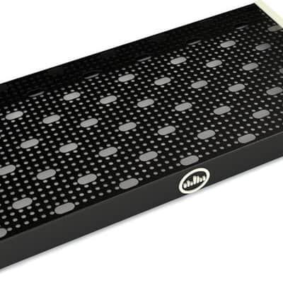 Temple Audio DUO 24 Pedalboard, 24" x 12.5", Vintage White image 1