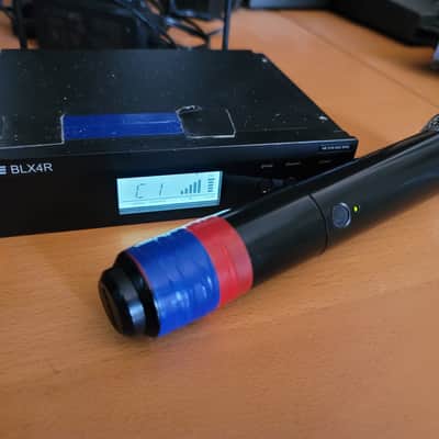 Shure BLX4R H8 Wireless Receiver 518-542 MHz w/ Handheld Mic image 18