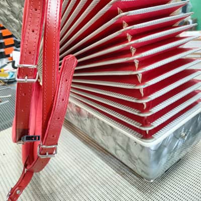 Soprani di Silvio Piano Accordion. Fully Refurbished, LMM, 41 KEYS/120 BASS, New Straps, New Case. image 4