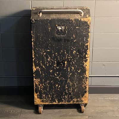 Ampeg SVT-810 EN 8x10 Bass Amp Cabinet image 2