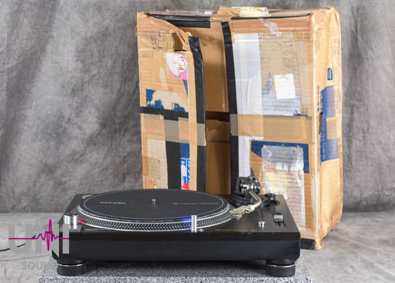 Technics SL-1200MK6 Black Direct Drive DJ Turntable in Very Good Condition