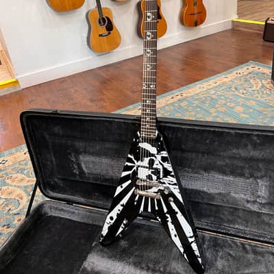 Epiphone Robb Flynn Signature "Love / Death" Baritone Flying V 2011 - Ebony with Love / Death Graphic image 6