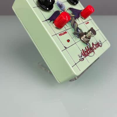 MOTLEY CRUE SOLD OUT Dr. Feelgood 30th Anniversary Guitar Distortion Effects Pedal  RARE Mick Mars 2019 - Sea Foam Green image 7
