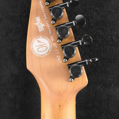 Tom Anderson Angel Player Satin Voodoo Blue to Black Burst SCRATCH & DENT Bild 9