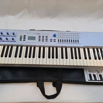 Yamaha CS2X Analog Modeling Synthesizer- Silver image 16