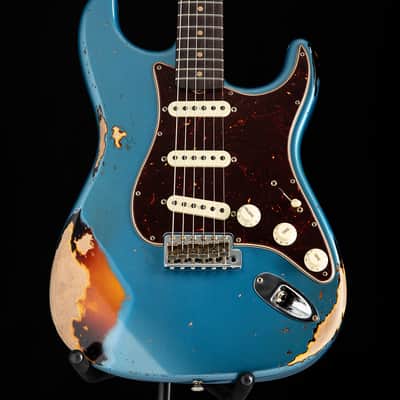 Fender Custom Shop LTD 1961 Heavy Relic Stratocaster Lake Placid Blue Over 3 Tone Sunburst image 3