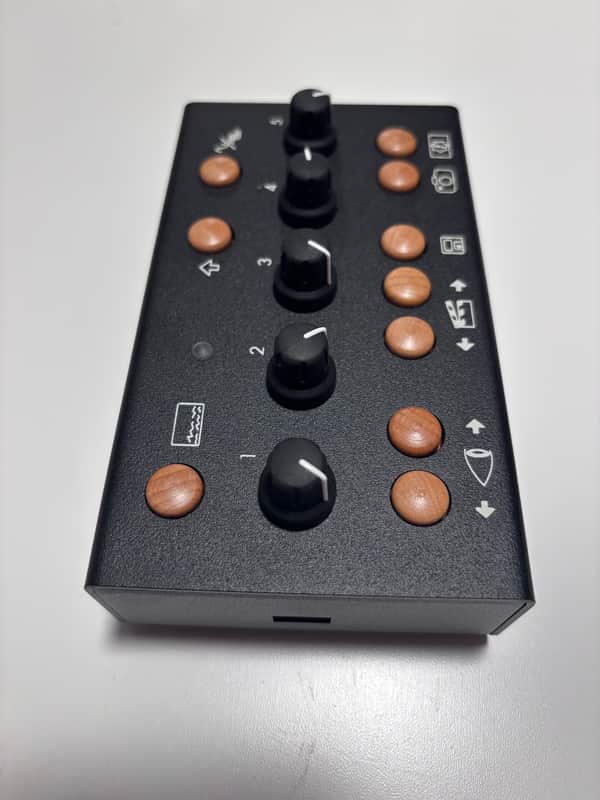 Critter & Guitari Eyesy 2020 - Present - Orange image 1