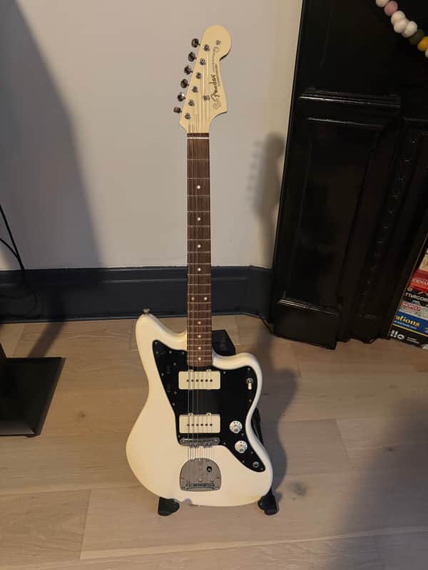 Fender Vintera '60s Jazzmaster w/ Mastery Bridge 2019 - 2023 - Olympic White