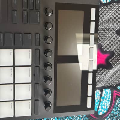Native Instruments Maschine MKIII with DECKSAVER image 4