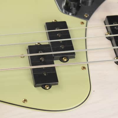 Mint Fender Limited Edition Jazz Bass Special Journeyman Relic White Blonde Rosewood Fingerboard image 4