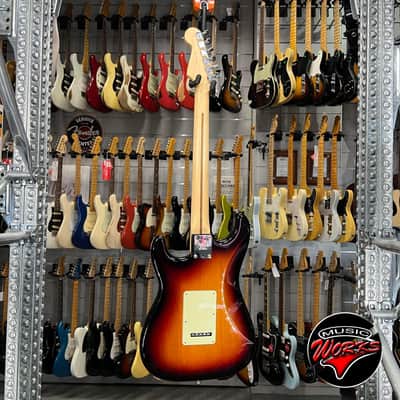 Fender   American Professional Stratocaster 3 Tone Sunburst image 7