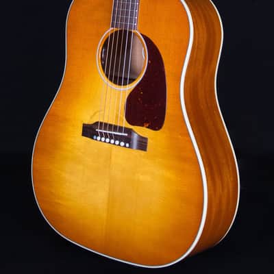 Gibson J-45 Standard, Heritage Cherry Sunburst image 2