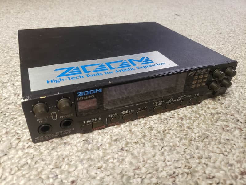 Vintage 90s Zoom 9050 Advanced Instrument Multi Effect Processor Guitar Pedal Rack image 1