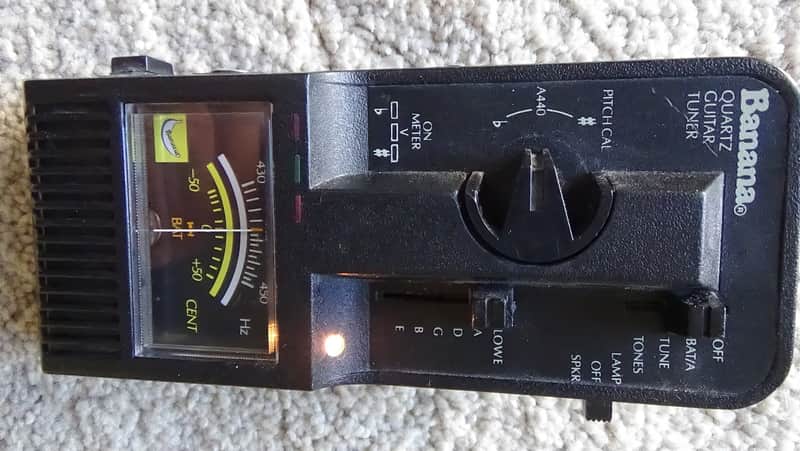 Banana quartz guitar tuner Vintage black image 1