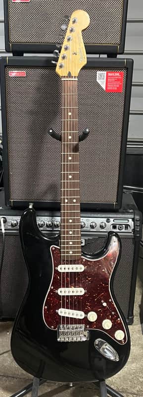 Fender Standard Stratocaster 1998 - 2005 | Reverb