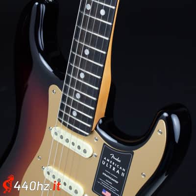 Fender American Ultra II Stratocaster Ebony Fingerboard - Ultraburst image 7