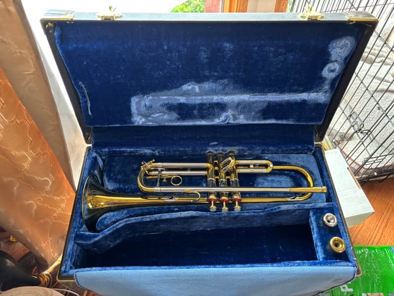 1948 Olds Super Recording Trumpet Serial #27907 With 4 Mouthpieces