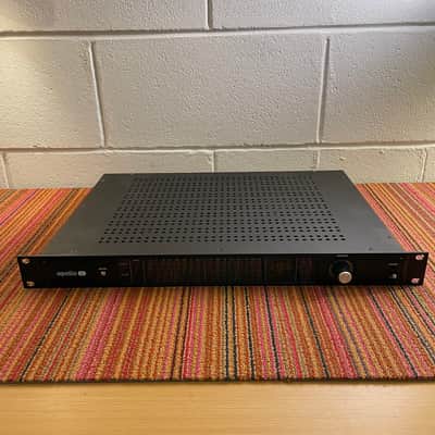 Universal Audio Apollo 16 QUAD Thunderbolt 2 Audio Interface 2010s - Black image 1