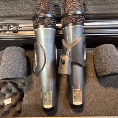 Sennheiser EW 550 reciever with 2 G2 550 Handheld microphones image 9