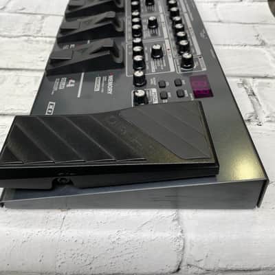 Boss ME-80 Multi Effects Guitar Processor image 6