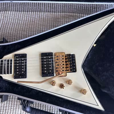Jackson RR6 2015 - White image 3