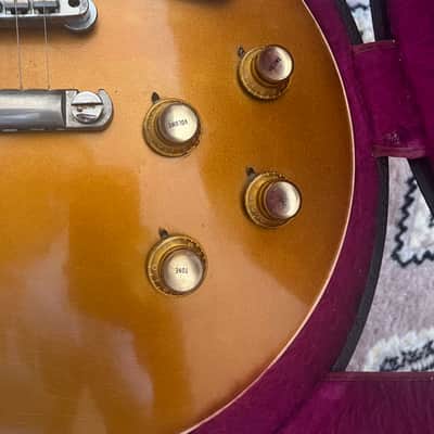 Gibson Les Paul Deluxe 1974 - Goldtop image 11