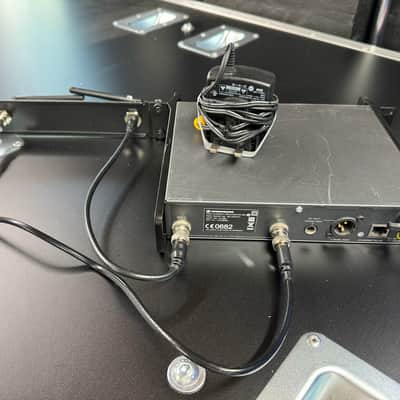 Sennheiser EM300 G3 Diversity Receiver (606-648 MHz) image 2