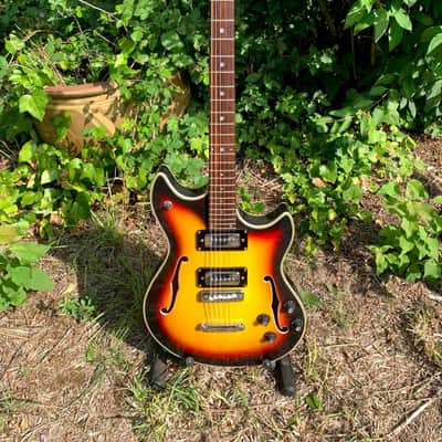 Rare Eko Asymmetric Double Cutaway Florentine Semi-Hollow Electric Guitar – Vintage Italian Design image 1