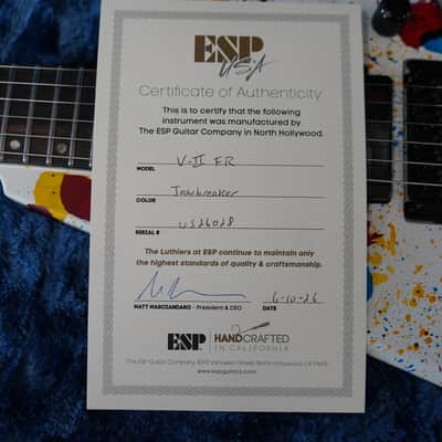 ESP USA V-II FR Jawbreaker Satin 6-String Electric Guitar w/ Black Tolex  Hard Case image 10