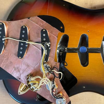 Fender Stratocaster SRV artists series 1998 - vintage sunburst image 19