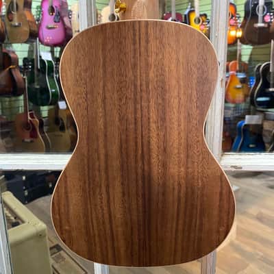 Honolua Kohala Deluxe Concert Acoustic Electric Ukulele, Acacia image 6
