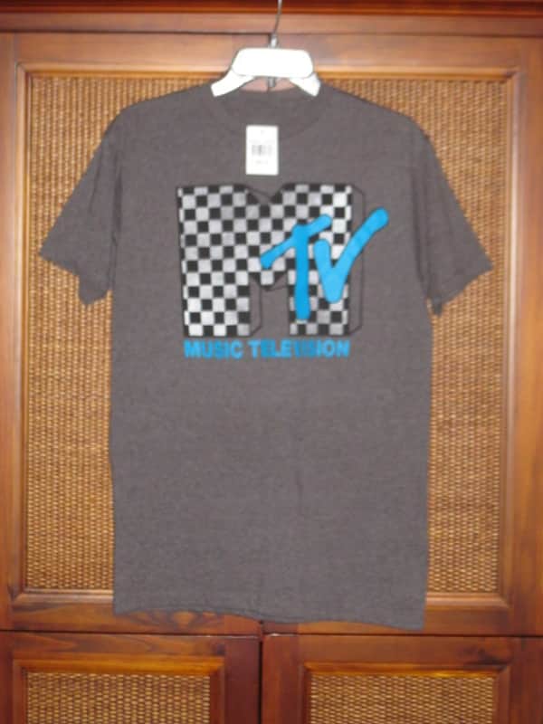 new with hang-tag A+ MTV Checkerboard Logo size Medium (M) Men's Short Sleeve T Shirt, Charcoal Heather Gray, 60% Cotton, 40% Polyester - retro 1980s MTV graphic: checkered black & white with turquoise (style # MTVN0077) image 1